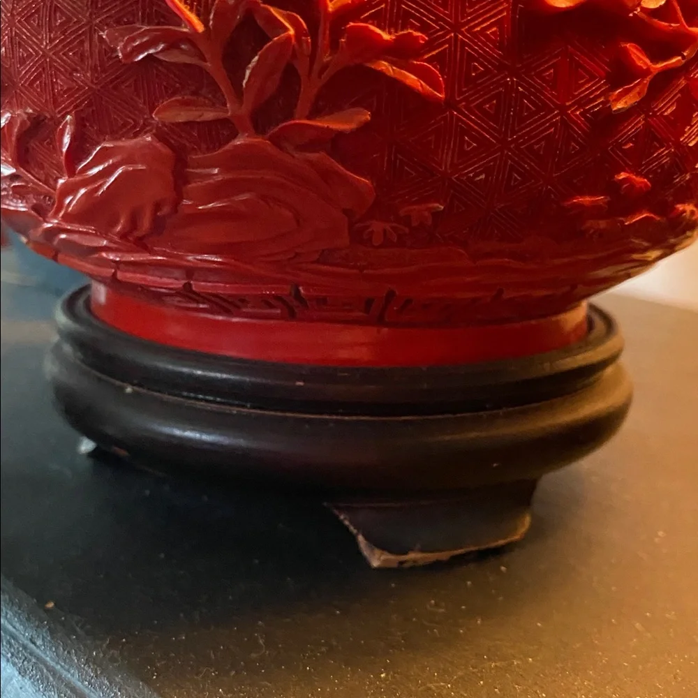 Vintage Y2K Chinese Red Cinnabar Handcarved Vase - Picture 4 of 7
